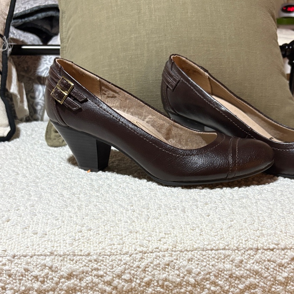 Life Stride Dark Brown Women's Heels